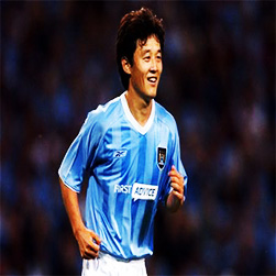 足坛10年代的球星和20年代的球星,致敬现役足坛四大传奇巨星