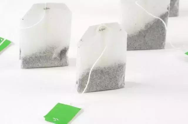 水养绿萝怎么用啤酒养,绿萝水养能用生根粉吗