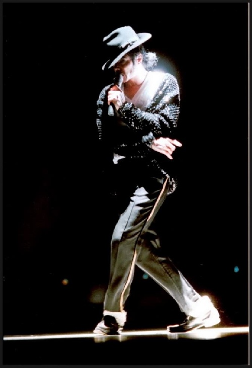 wearetheworld什么意思,wearetheworld人物介绍