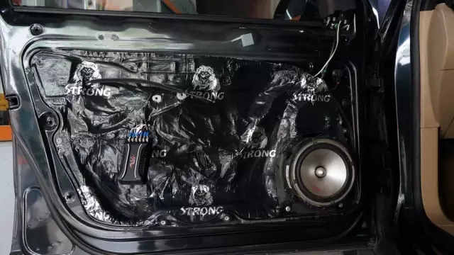 本田雅阁和大众迈腾哪个隔音好,四门隔音迈腾