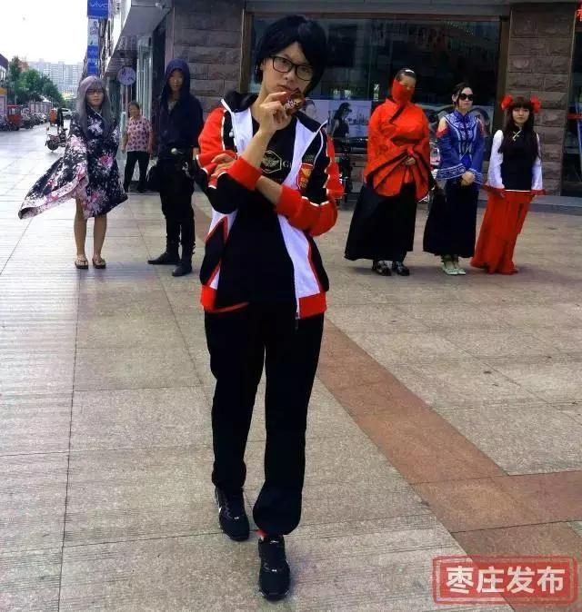 知名coser小小白快乐大本营,知名coser小小白白子画