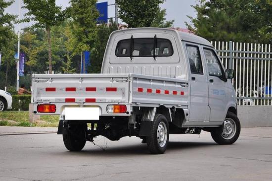 五菱之光小卡拉货合法吗,五菱之光小卡买单排还是双排