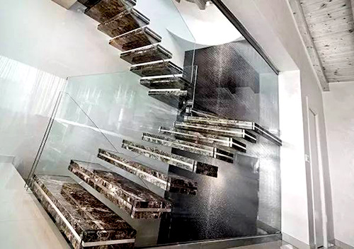 太空漫游电影精彩画面,太空旅行的电影有哪些