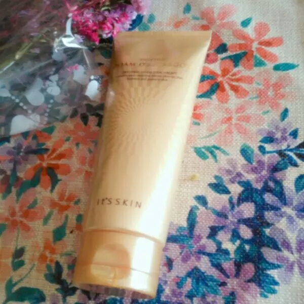 给姐妹们推荐超好用的化妆品,姐妹们好用的化妆品推荐