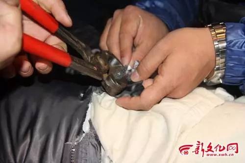 扩散！10岁之前别再穿这种裤子！赶紧把这类衣服扔了吧~