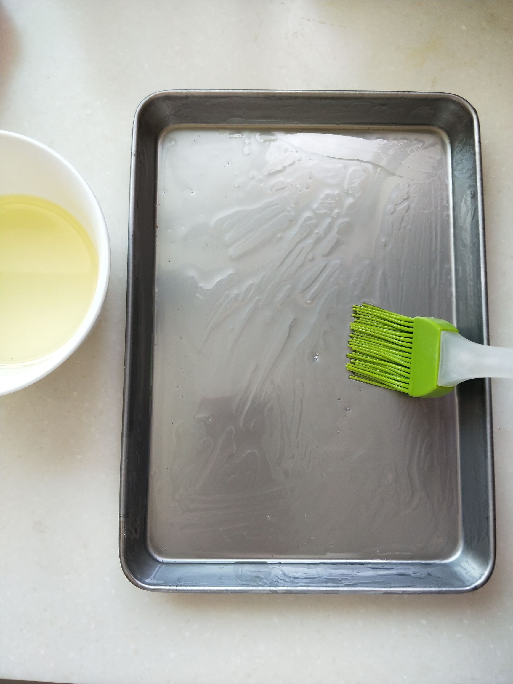 广州蛋肠粉早餐做法,美食广州肠粉制作教程