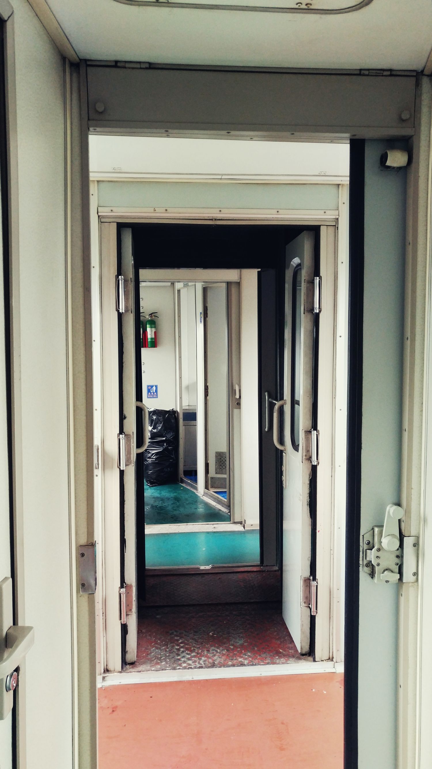 从新疆喀什到江西鹰潭的火车,鹰潭喀什的k1661次列车