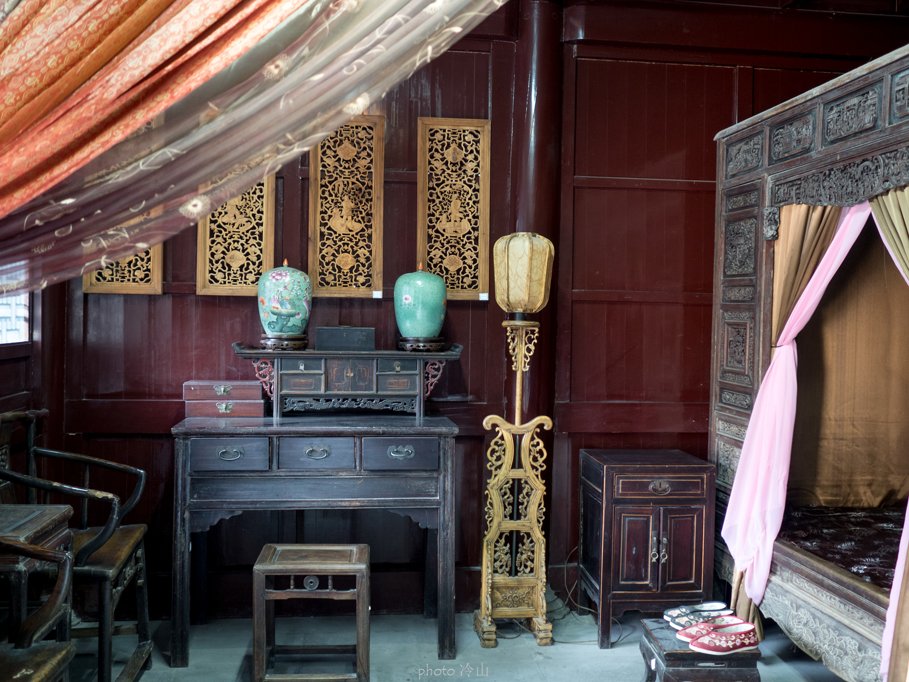 济公灵隐寺真实故居,灵隐寺离济公故居多远