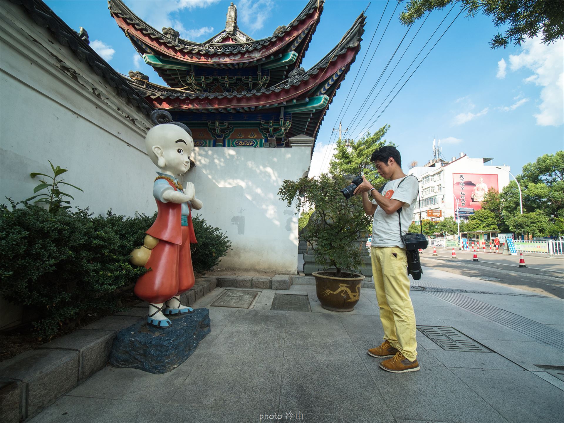 济公灵隐寺真实故居,灵隐寺离济公故居多远