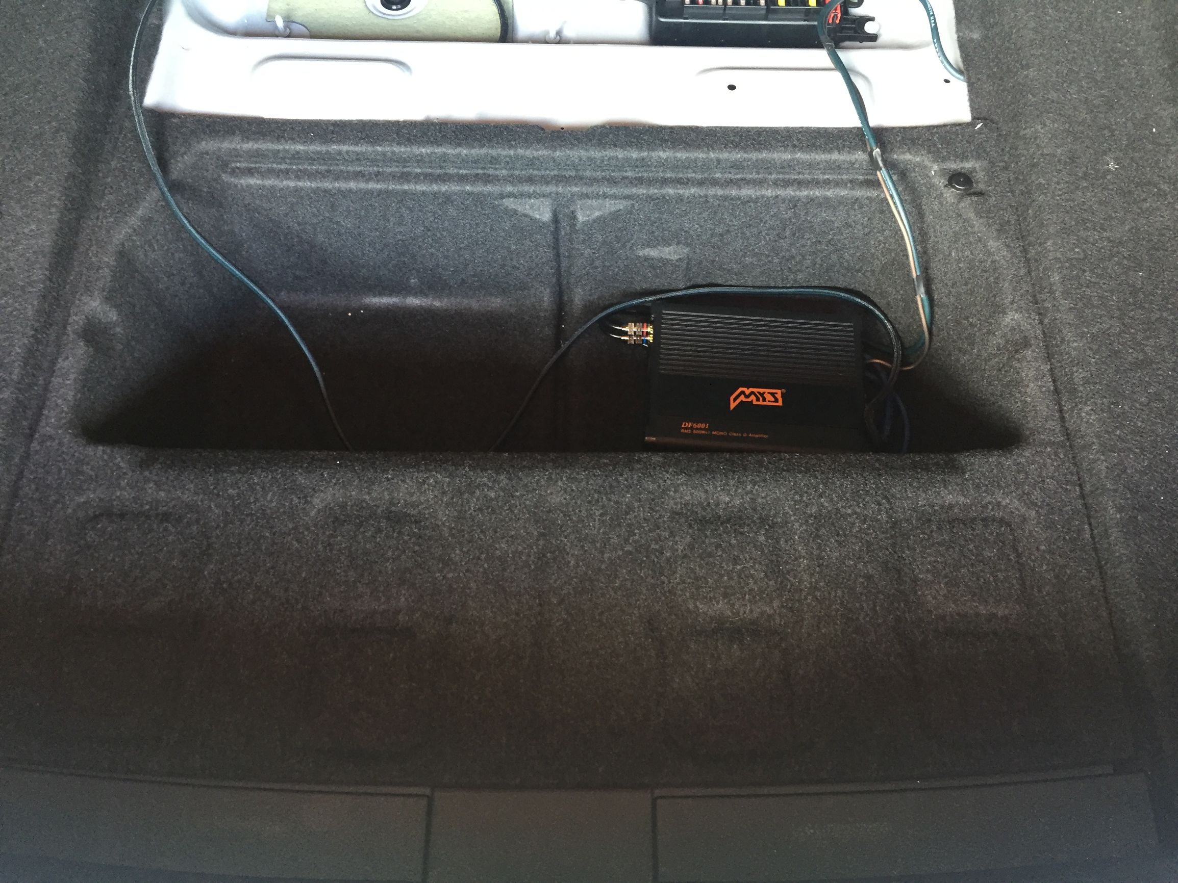 宝马3系哈曼音响试音,21年宝马3系音响调节最佳效果