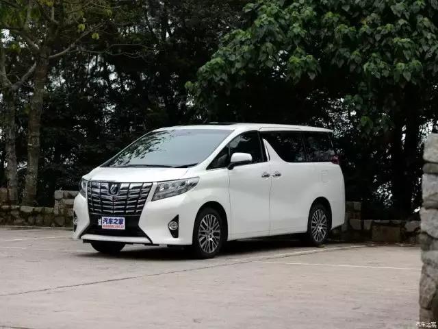 全球唯一敢加价40万的日本车,据说只有坐这车才算“圈里人”?