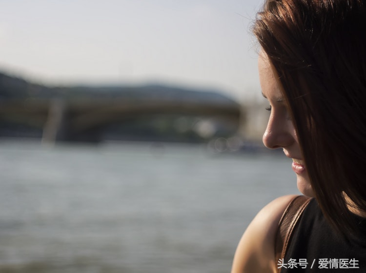 喜欢多年的异性好友怎么追,喜欢上关系很好的异性朋友怎么办