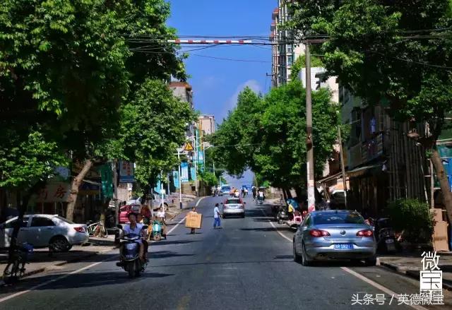 英德这条路分布着四大学府!青春的回忆!看完后我哭了