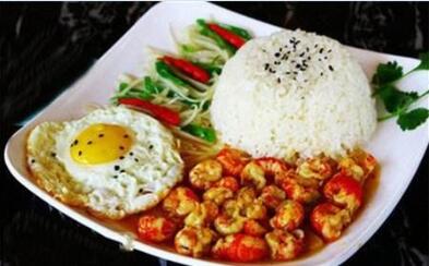 别再天天吃水煮菜了酸汤肥牛,龙虾饭有营养嘛