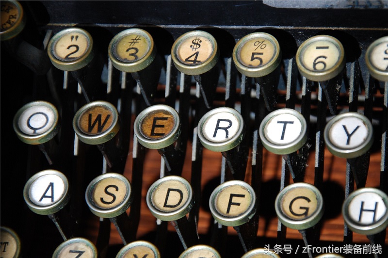 复古打字机键盘和现在的区别,手感最好的打字机键盘