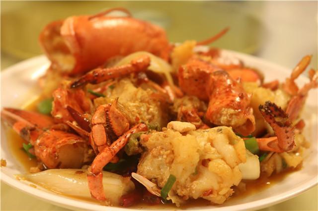 鍥涙湀骞胯タ椋庢櫙,鍥涙湀娴峰崡瀹炴媿