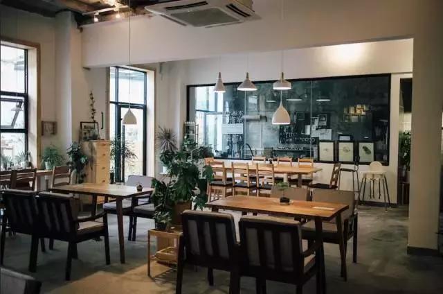 不泡酒吧泡茶社，成都这6家文艺茶社里藏着年轻人的诗和远方