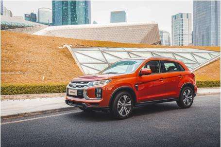 橙色时尚装,橙色系潮流穿搭