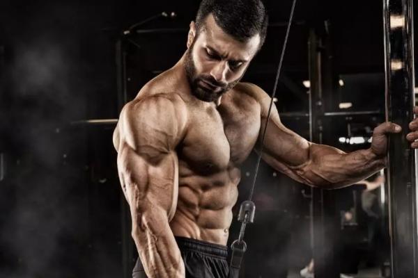 如何把胸肌练得更加宽阔平整,跟胸部脂肪说拜拜的动作