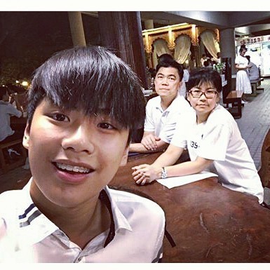 泰国母亲节，来看看泰星与母亲的有爱照片吧！