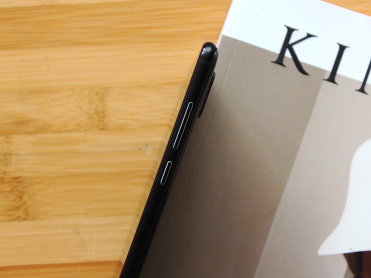 异形全面屏简洁系统UI美人尖夏普AQUOSS2评测体验