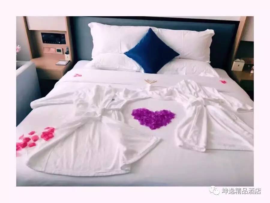 浓情七夕,恋在坤逸