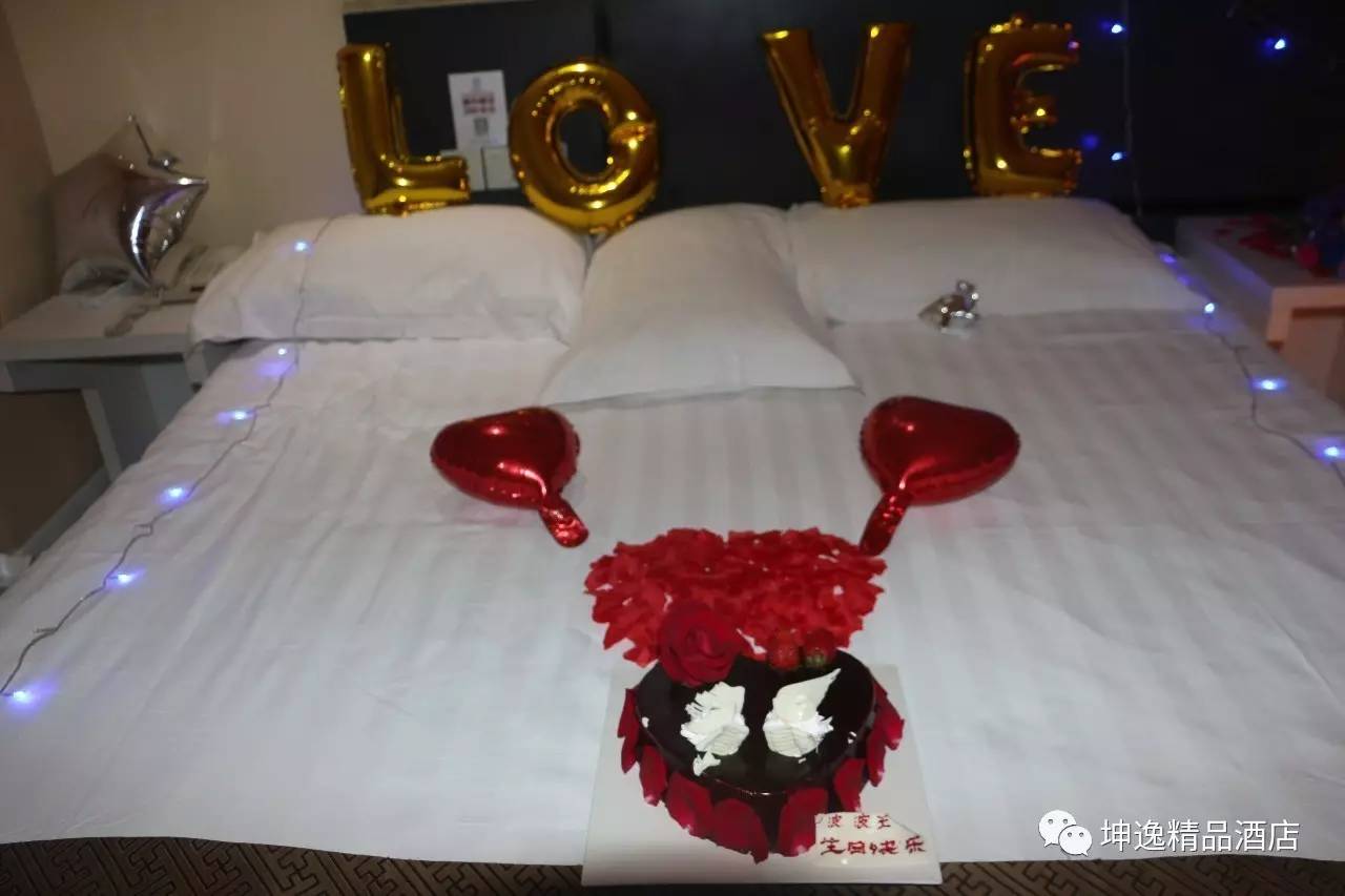 浓情七夕,恋在坤逸