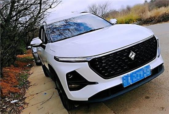 新宝骏rs-31.5l与510哪个好,新宝骏rs3碰撞试验