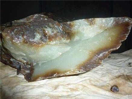 俄料假皮,俄料如何冒充和田玉