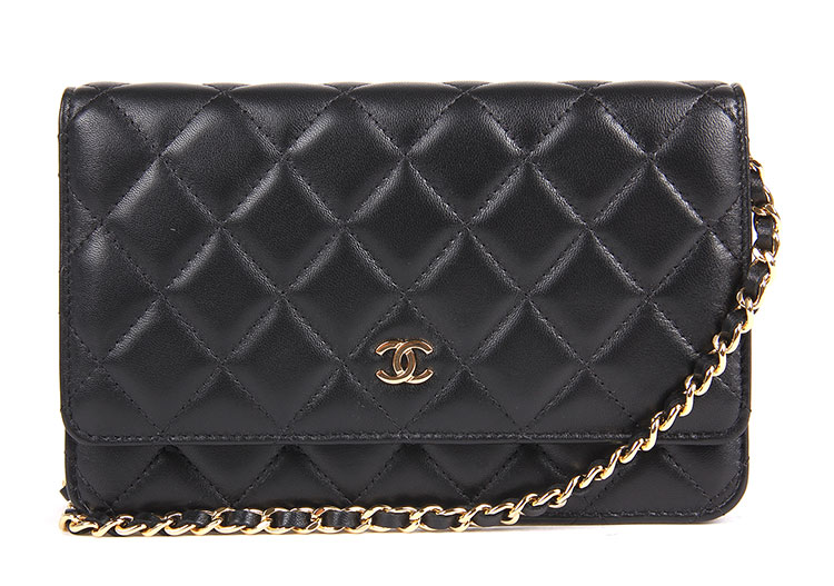 香奈儿小金球包包价格表官网,香奈儿包包好还是lv包包好