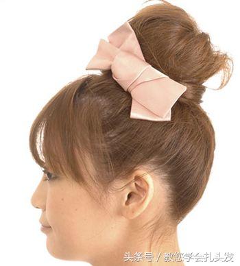中长发扎花苞头好看吗,如何扎出更具设计感的花苞头