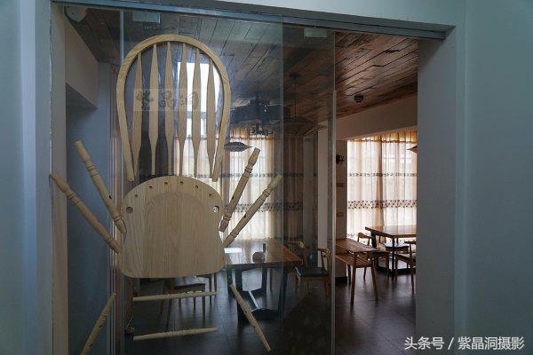 我们是谁?游客!我们做啥?木工!怎么做?打酱油!