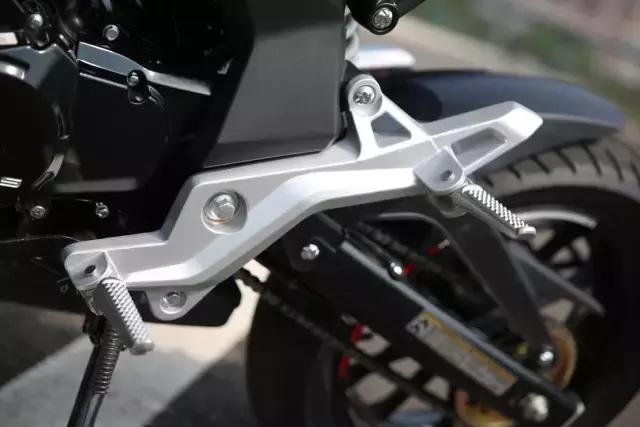 小幽灵ad125摩托评测,小幽灵ad125摩托车