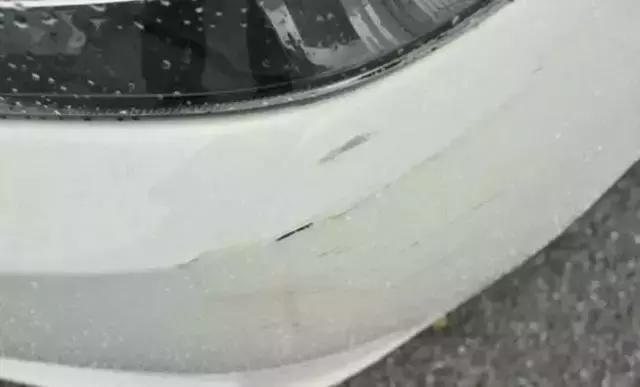 汽车前挡风玻璃划痕修复,30分钟汽车划痕修复