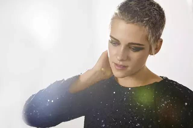 香奈儿嘉柏丽尔香水哪一年发布的 (chanel嘉柏丽尔香水50ml)