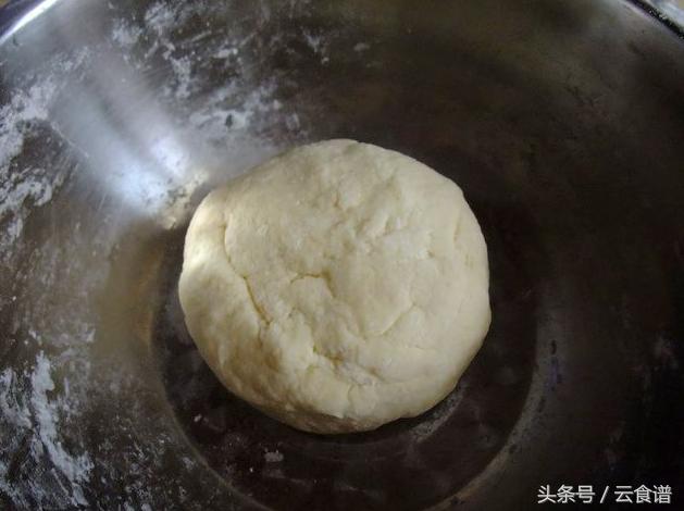 学做葱油千层饼,薄脆葱油薄饼