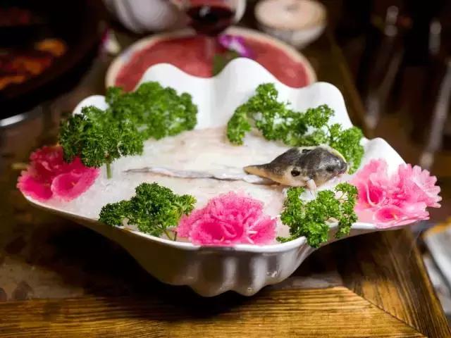 武汉金银湖适合请客吃饭的餐厅,武汉适合十几个人聚餐的餐厅