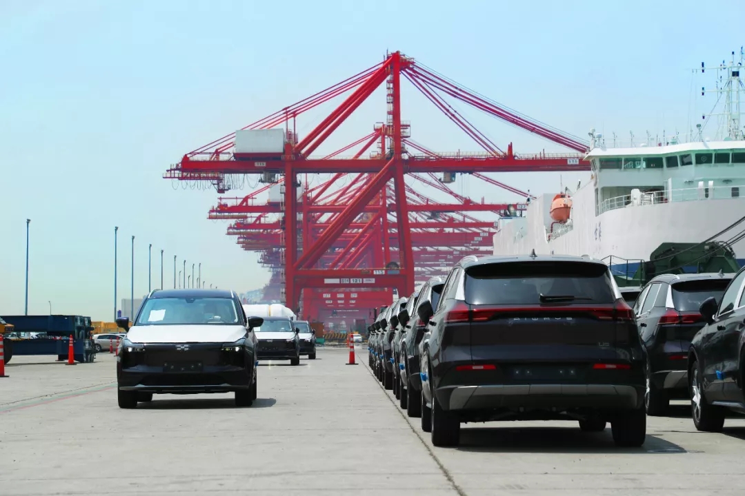 新世代品质suv爱驰u5上市,爱驰汽车u5最新消息