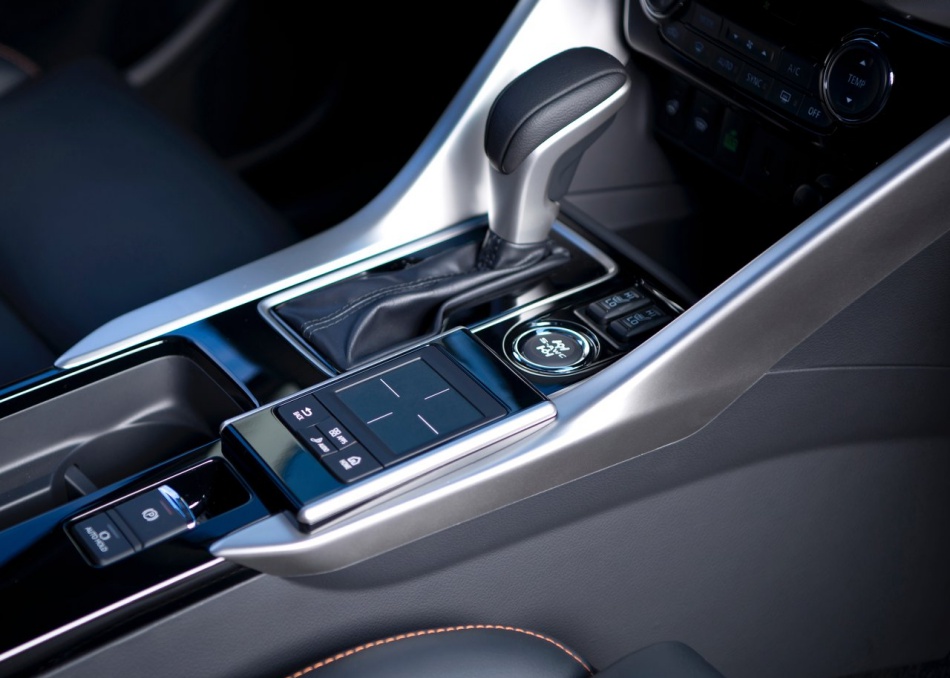 野生试驾车,野生测试