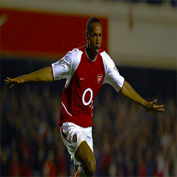 足坛10年代的球星和20年代的球星,致敬现役足坛四大传奇巨星