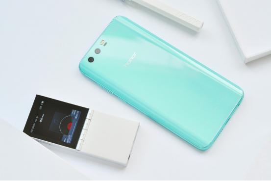 华为最漂亮的一款手机,华为最好三款手机的价格