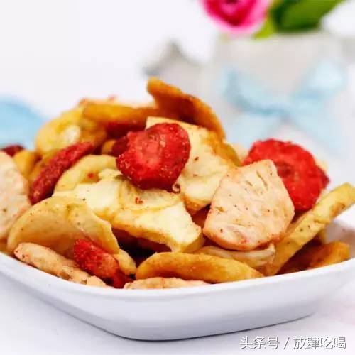 不愿做个只吃烤肉的*疆新**胖纸？九蔬，入驻万达，给你健康生活