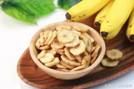 不愿做个只吃烤肉的*疆新**胖纸？九蔬，入驻万达，给你健康生活