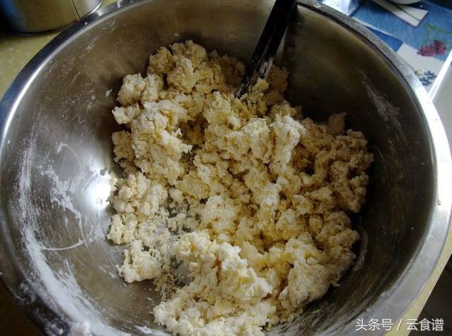 学做葱油千层饼,薄脆葱油薄饼