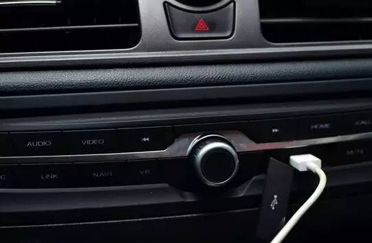 第一批荣威e550怎么样了,荣威e550体验