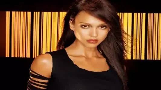 星级妆容化妆方法,简单妆容需要的化妆品