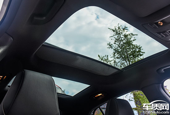 试驾全新gla好开不,奔驰GLA试驾感受