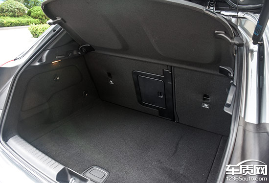 试驾全新gla好开不,奔驰GLA试驾感受