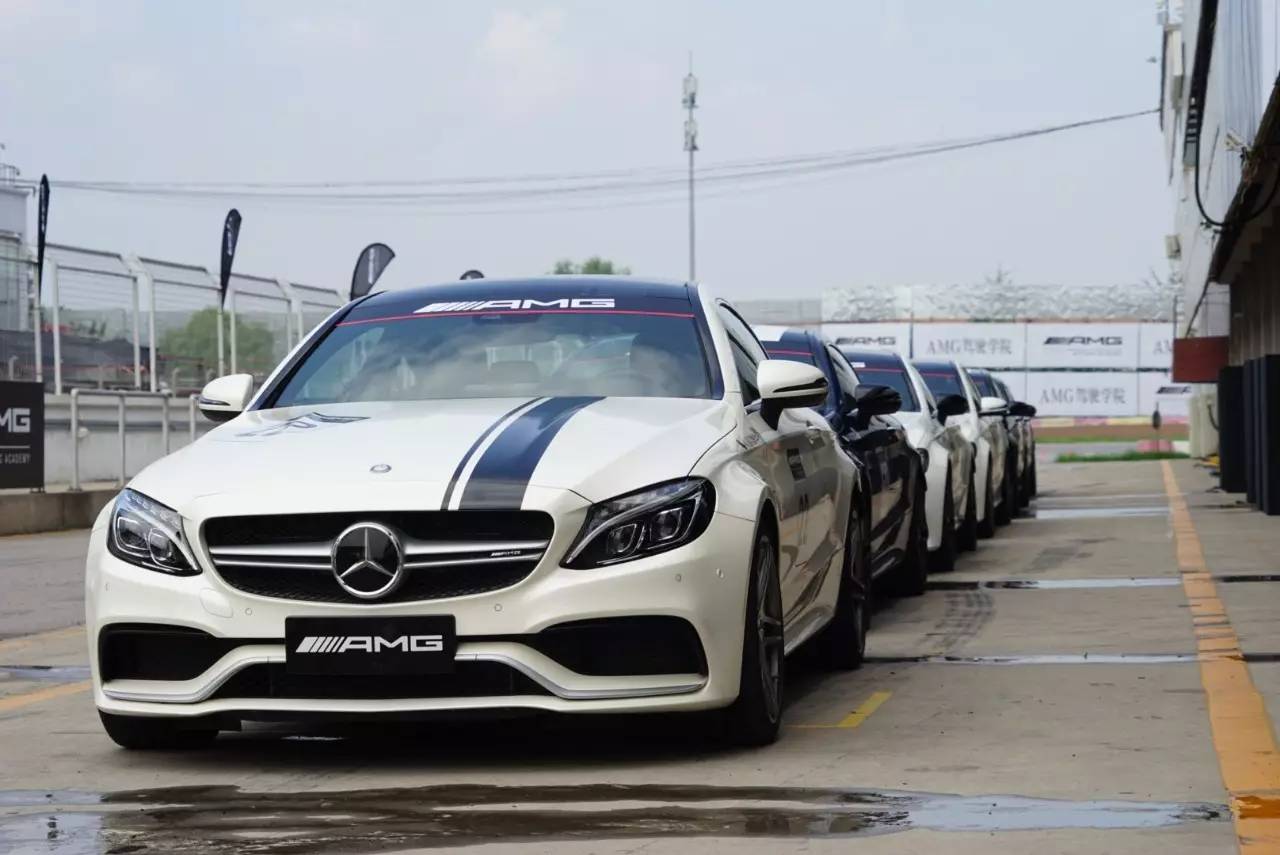 怎么学赛车驾照,获得赛车驾照有什么优势