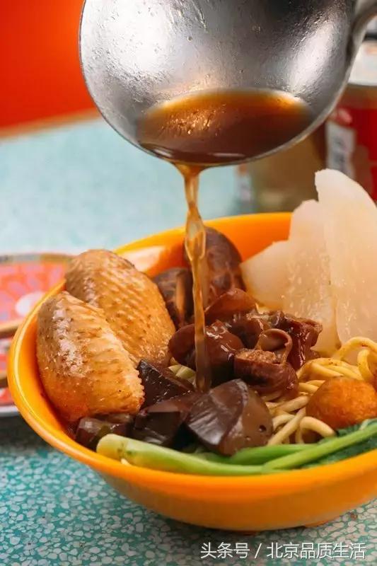 火遍全香港的车仔面终于登陆北京,连嘻哈侠第一站都要来这里!